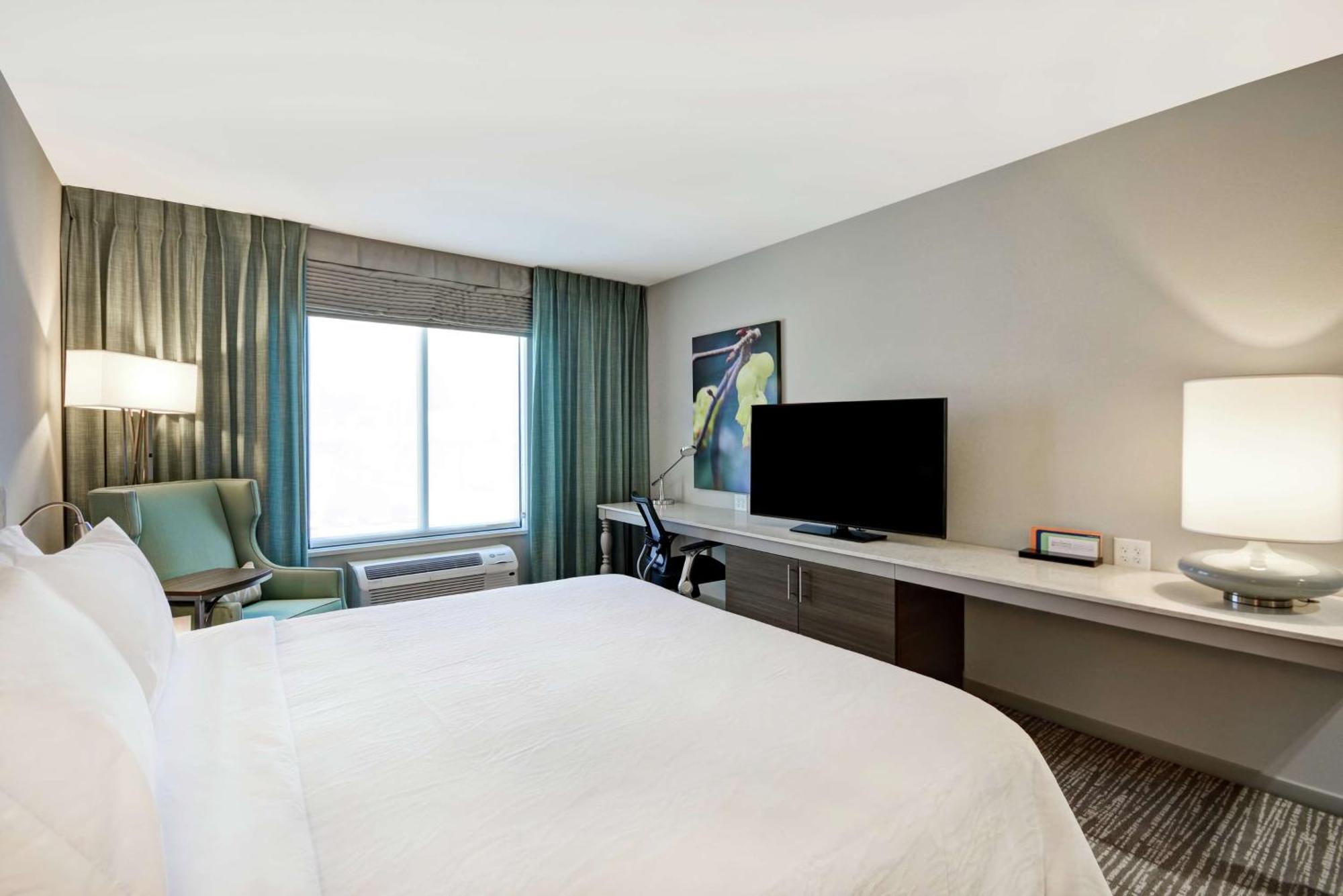 Hilton Garden Inn Гастония Экстерьер фото