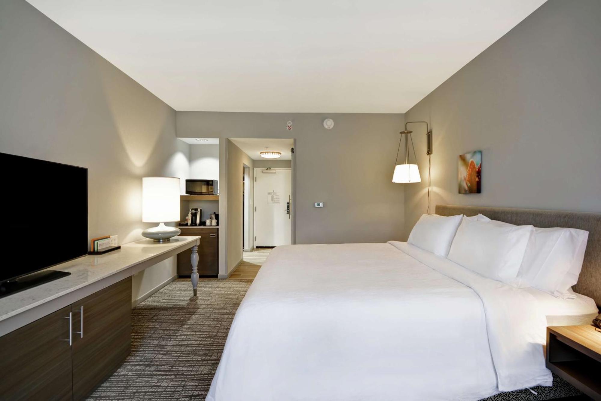 Hilton Garden Inn Гастония Экстерьер фото